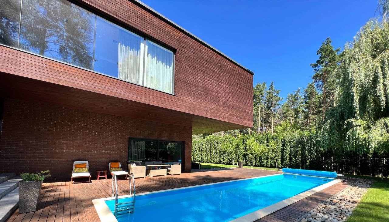 Modern Villa — будинок для святкування
